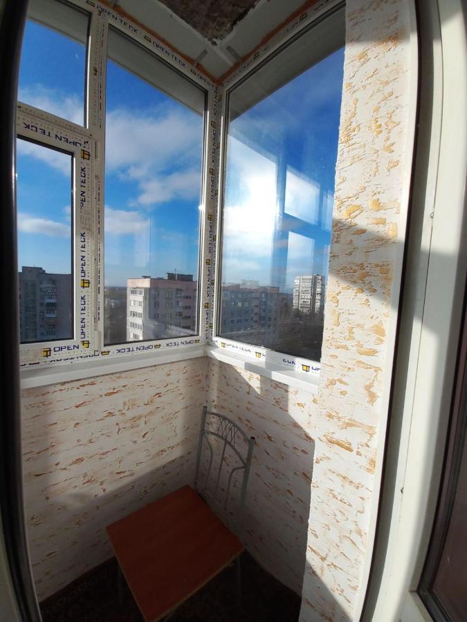 1 Комнатная Квартира Остановка Торговый Центр Cherkasy Luaran gambar